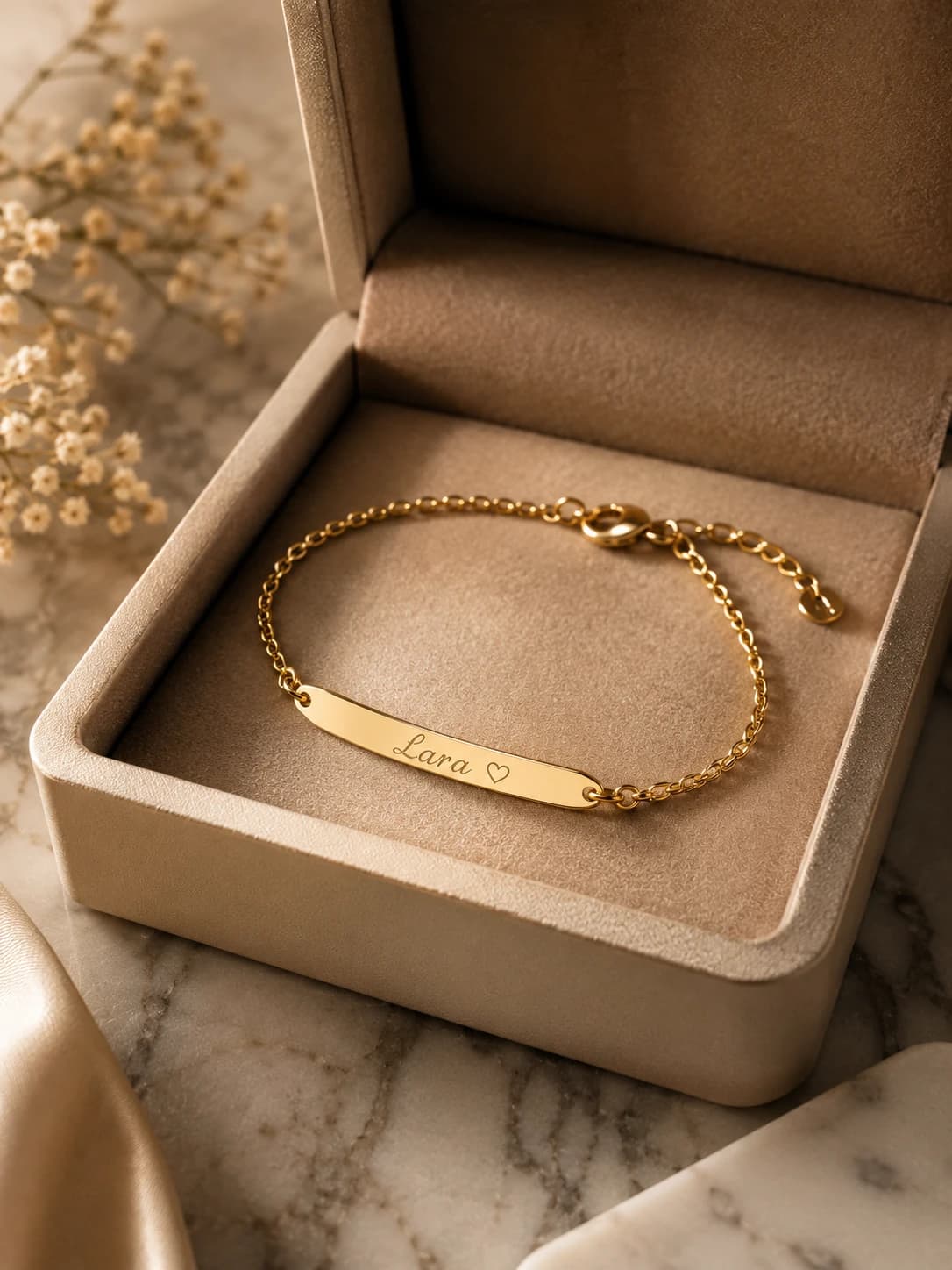 Personalisierter Hochzeits-Schmuck — Anhänger mit Gravur, Geschenk-Box